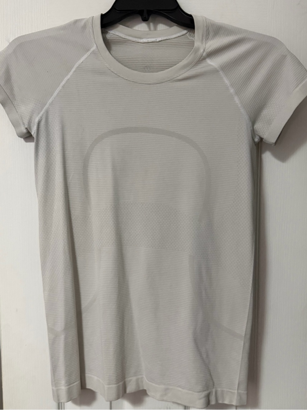 lululemon athletica Women’s swiftly Short Sleeve Performance Tee - Light Gray